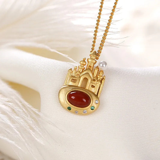 Elegant Gold Necklace for Every Occasion