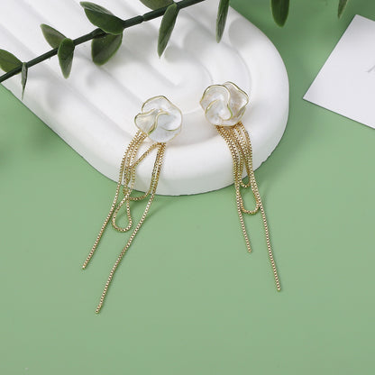 Romantic Earring for Special Moments