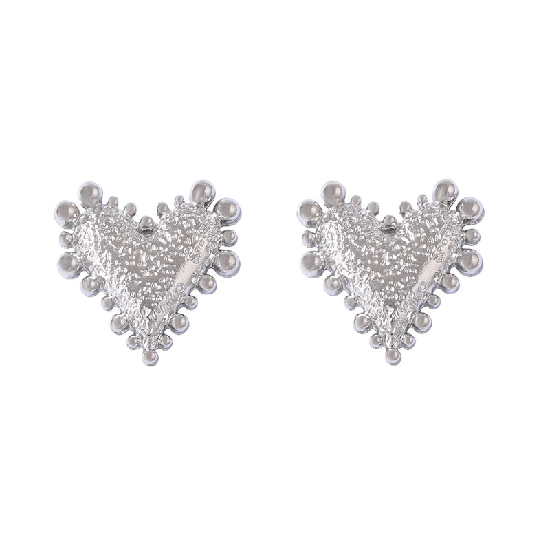 Charming Piece for Any Occasion