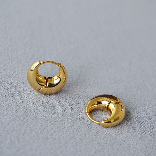 Delicate Artisan Gold Earring