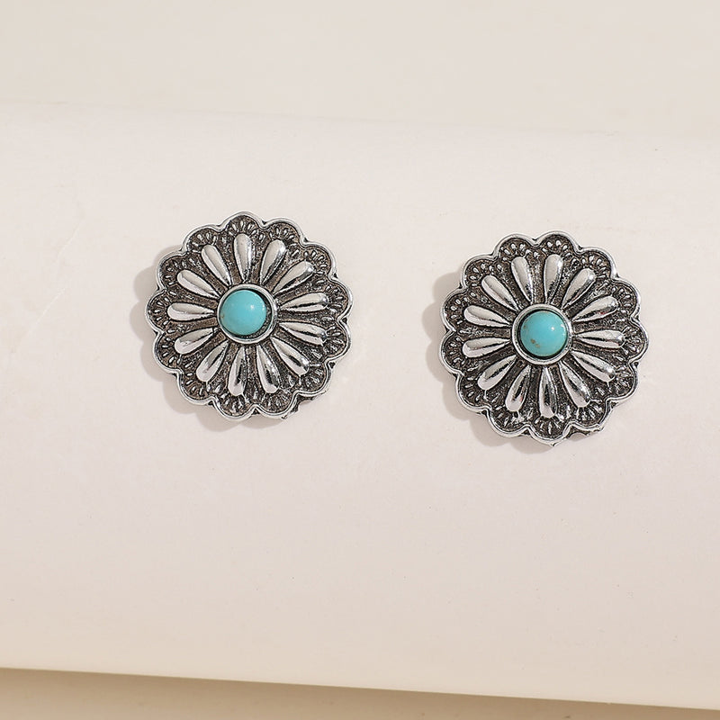 Classic Earring with Timeless Appeal