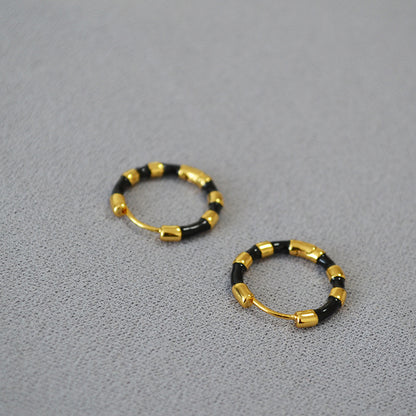 Romantic Gold Earring for Special Moments