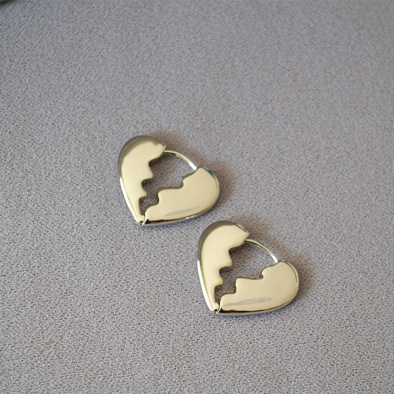 Vintage Handmade Gold Earring