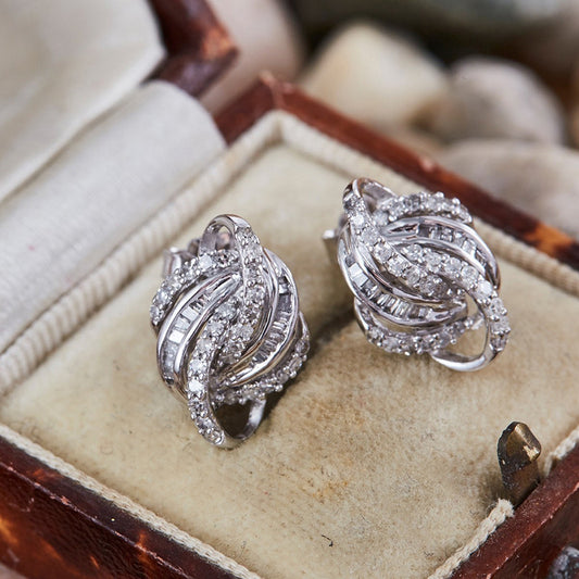 Romantic Earring for Special Moments