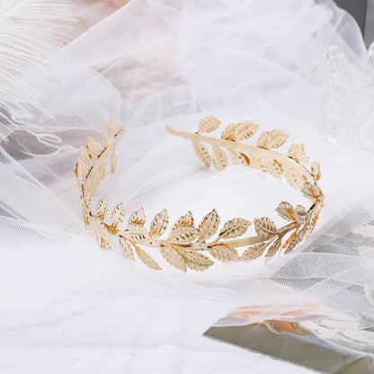 Stunning Gold Piece for Daily Wear