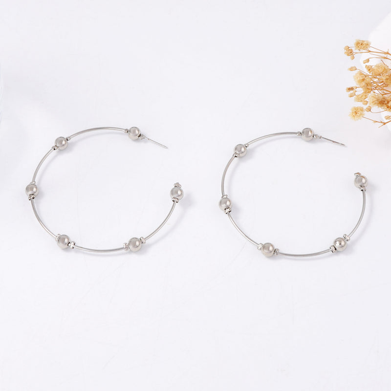 Charming Piece for Any Occasion