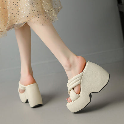 Chic Orthopedic Sandals with Unique Design