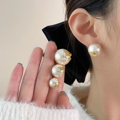 Charming Pearl Earring for Any Occasion