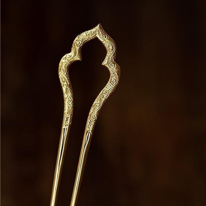 Charming Piece for Any Occasion