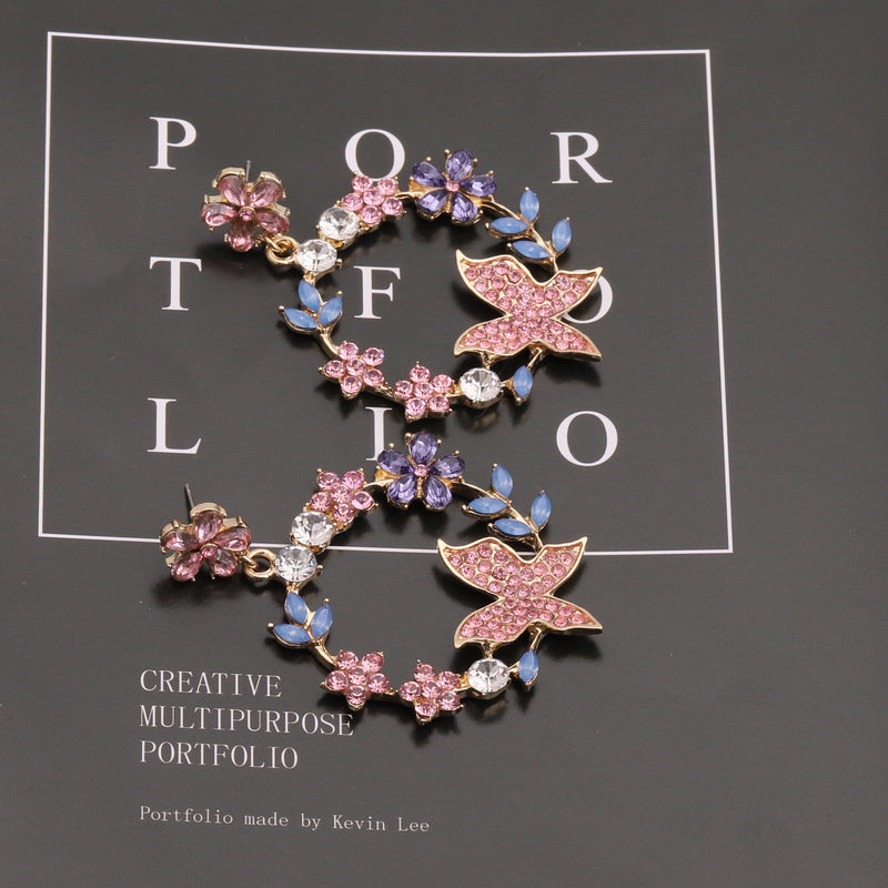 Classic Earring with Timeless Appeal