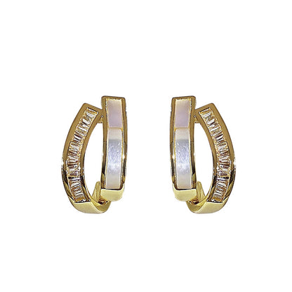 Beautiful Earring with Unique Style