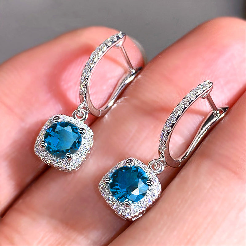 Classic Earring with Timeless Appeal