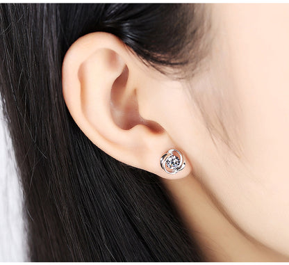 Charming Earring for Any Occasion