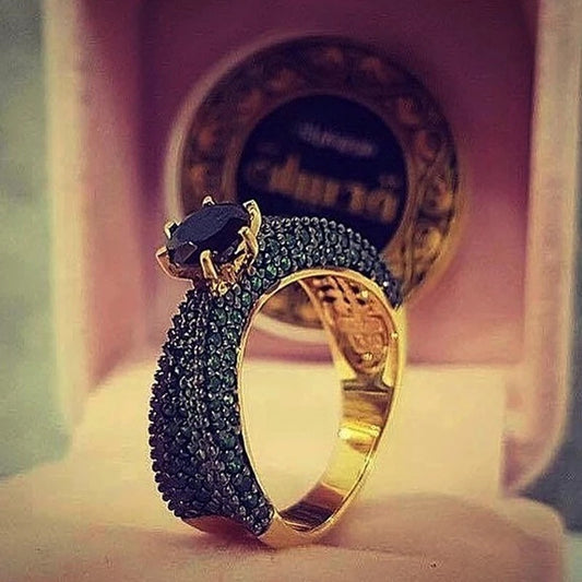 Romantic Gold Ring for Special Moments