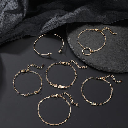 Stunning Gold Bracelet for Daily Wear