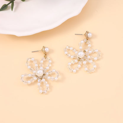 Classic Pearl Earring with Timeless Appeal
