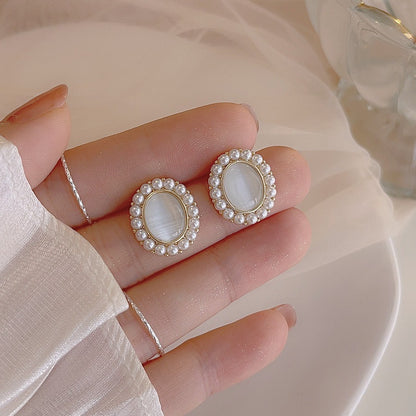 Elegant Pearl Earring for Every Occasion