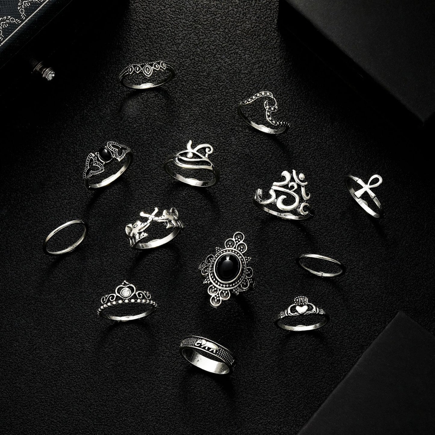 Beautiful Set with Unique Style