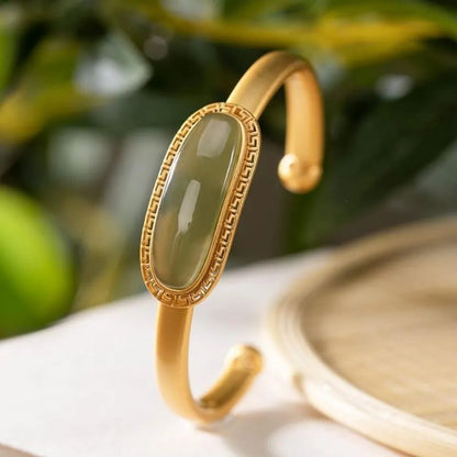Beautiful Gold Bracelet with Unique Style