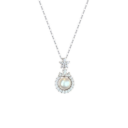 Charming Pearl Necklace for Any Occasion