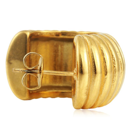 Elegant Gold Earring for Every Occasion