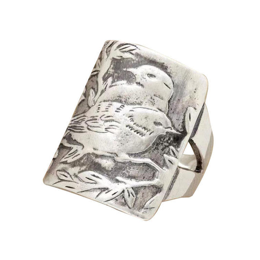 Elegant Silver Ring for Every Occasion