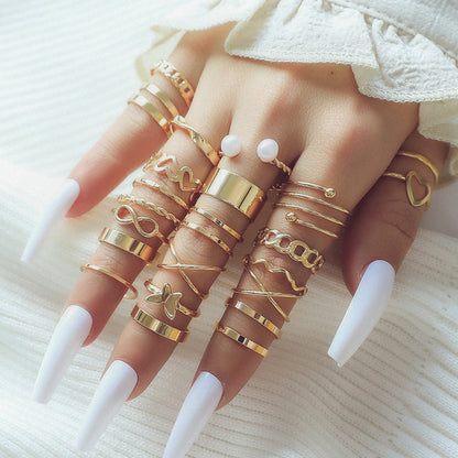 Beautiful Gold Set with Unique Style