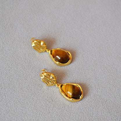 Beautiful Gold Earring with Unique Style