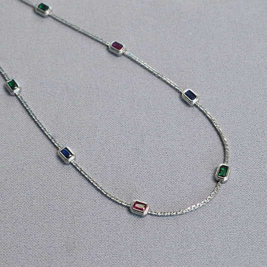 Charming Gold Necklace for Any Occasion