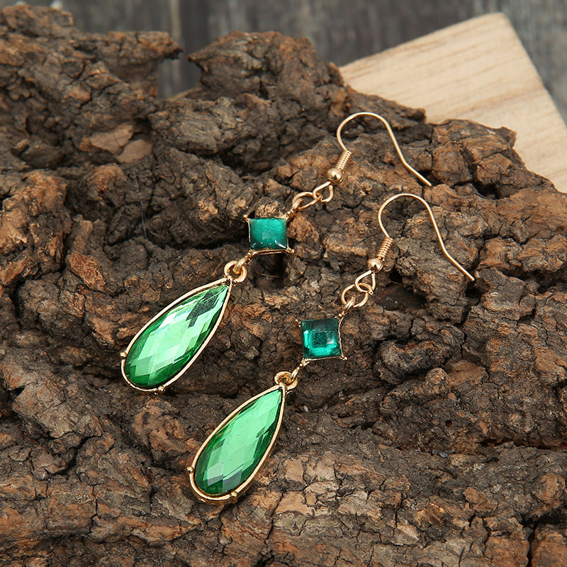 Elegant Earring for Every Occasion