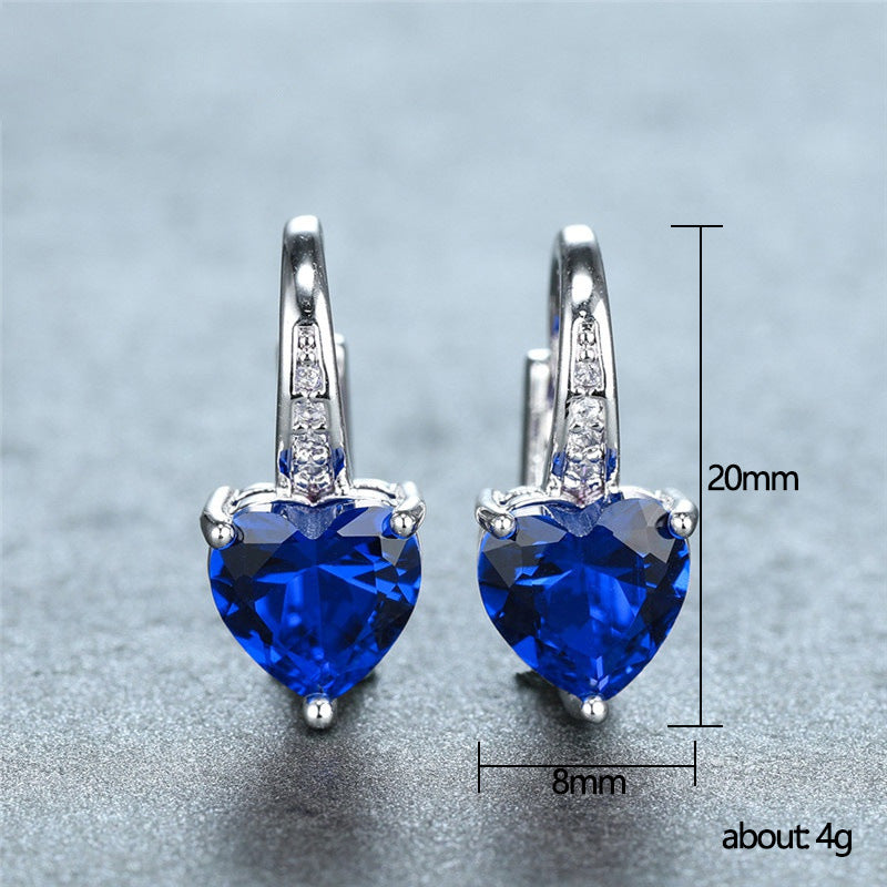 Charming Earring for Any Occasion