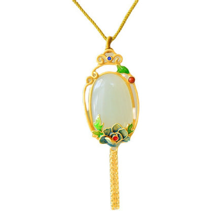 Beautiful Gold Necklace with Unique Style