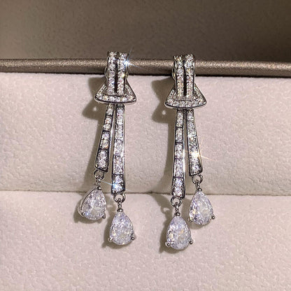 Charming Earring for Any Occasion