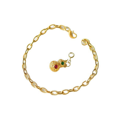 Romantic Gold Bracelet for Special Moments