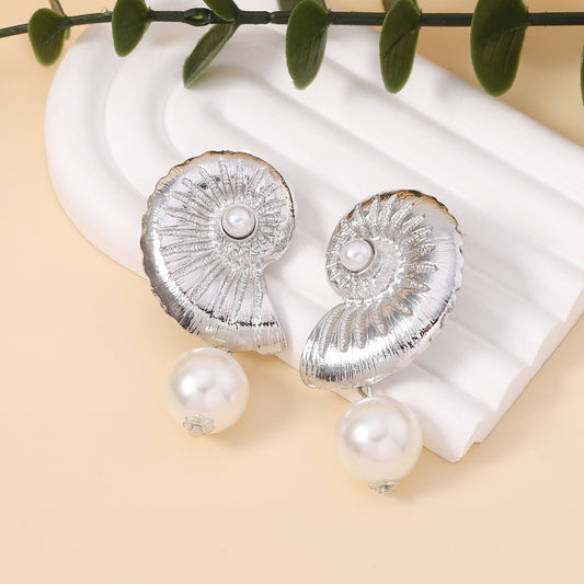 Stunning Pearl Earring for Daily Wear