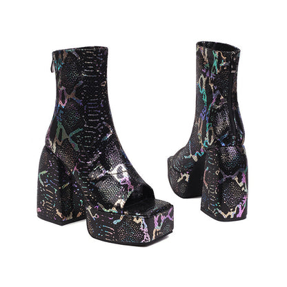 Chic Orthopedic Sandals with Unique Design