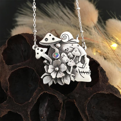 Beautiful Silver Necklace with Unique Style