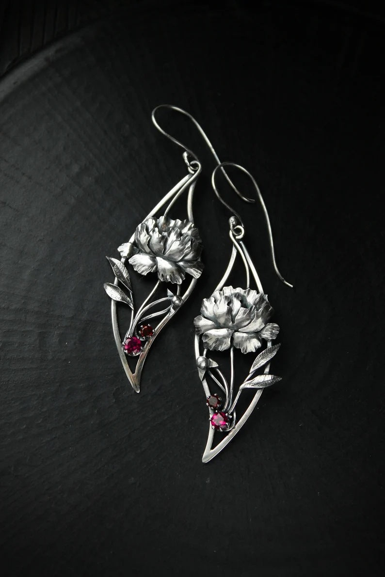 Vintage Handmade Earring