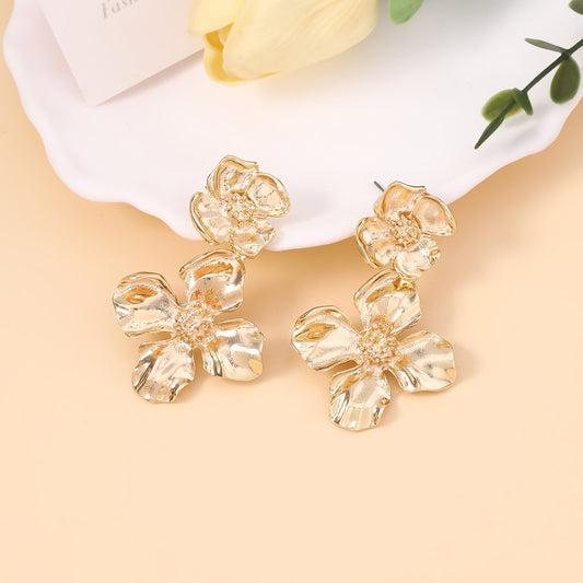 Charming Earring for Any Occasion