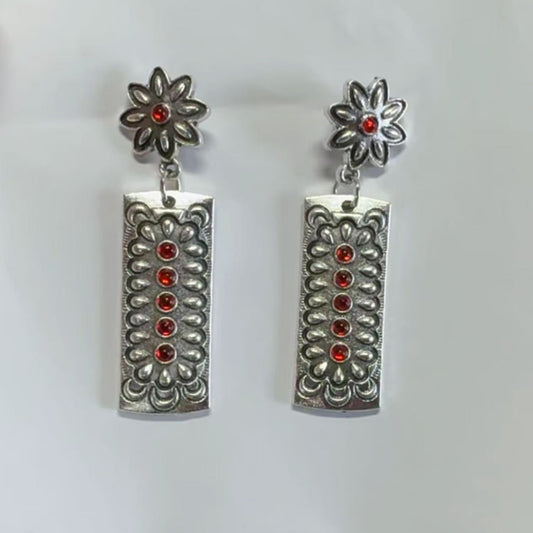 Charming Earring for Any Occasion