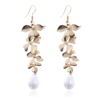 Delicate Artisan Pearl Earring