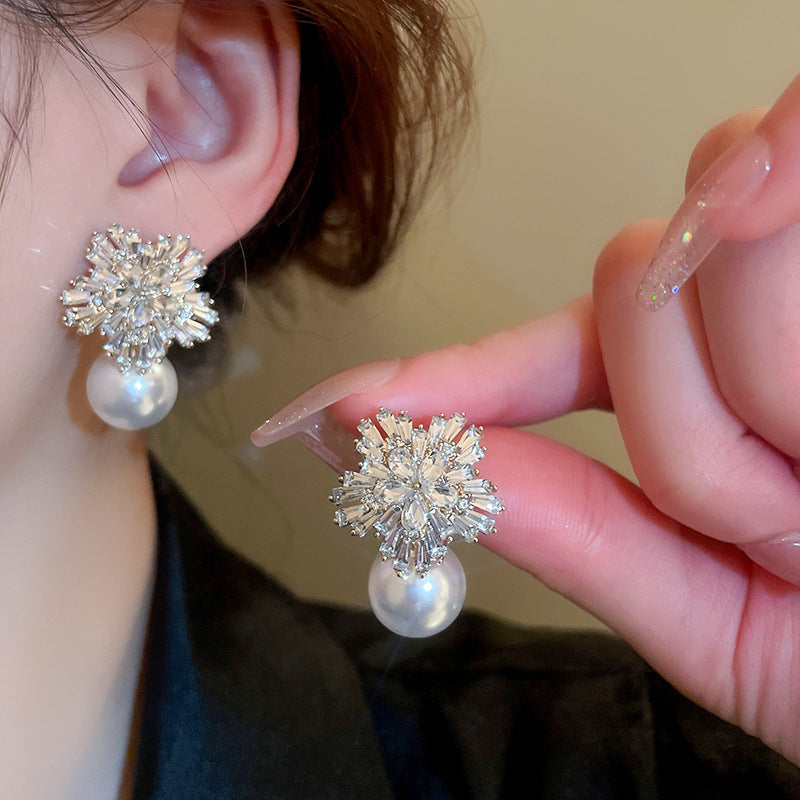 Romantic Pearl Earring for Special Moments