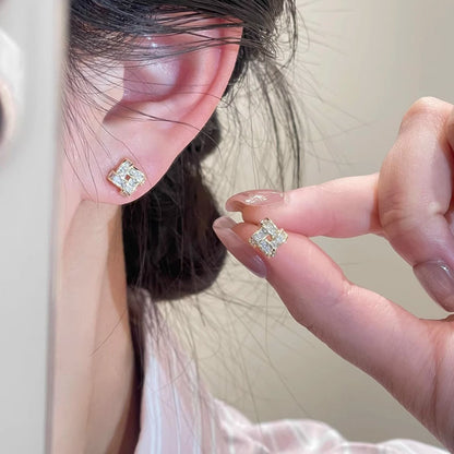 Romantic Earring for Special Moments