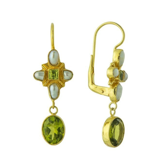 Classic Pearl Earring with Timeless Appeal