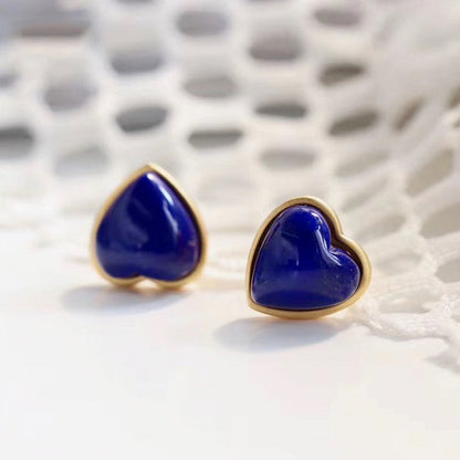 Charming Silver Earring for Any Occasion