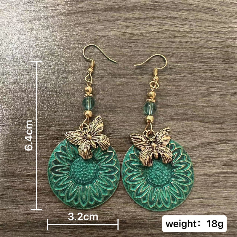 Stunning Earring for Daily Wear