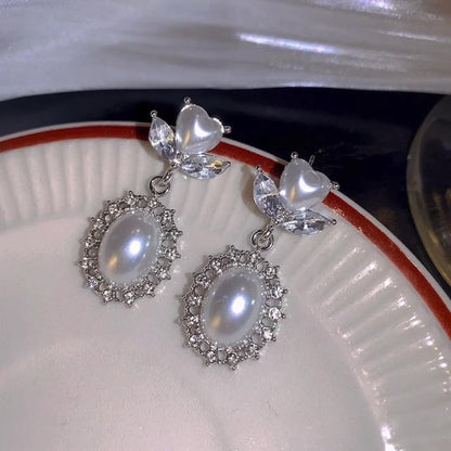Stunning Pearl Earring for Daily Wear