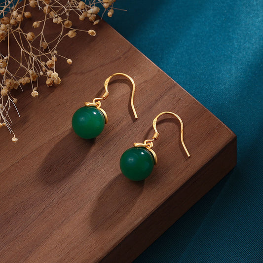 Charming Gold Earring for Any Occasion