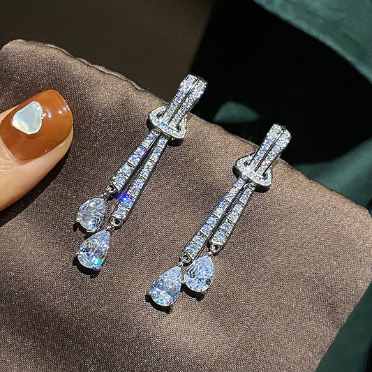 Charming Earring for Any Occasion