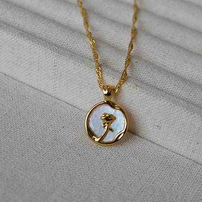 Classic Necklace with Timeless Appeal
